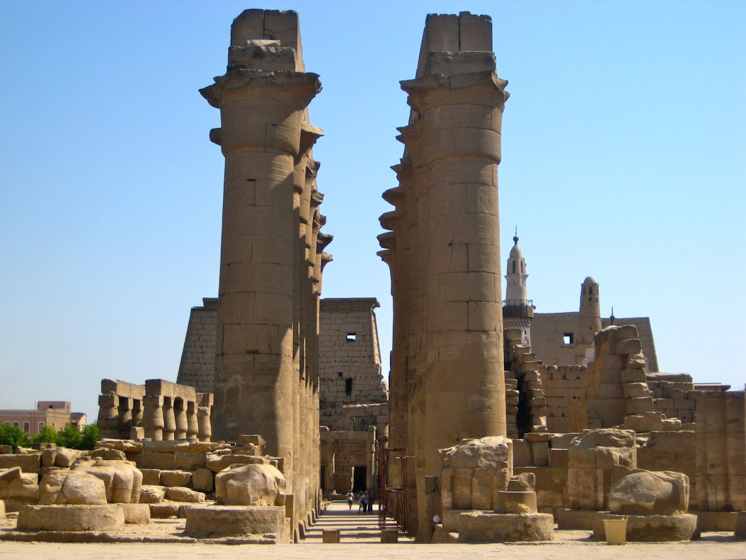 LUXOR BY FLIGHT