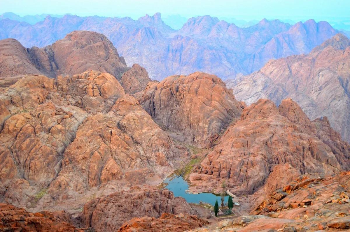 MOUNT ST. MOISSEI & ST. CATHERINE'S MONASTERY