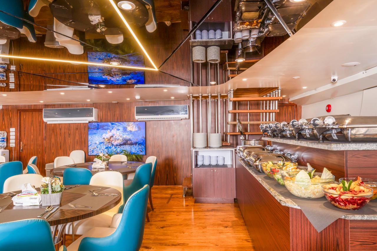 DINNER CRUISE FANTAZIA